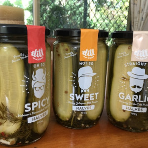 继续往下读——在这里，我来看看这些可爱的迷你花盆，它们是为你的厨房准备的新鲜草本植物。它们值得购买吗?他们容易照顾吗?