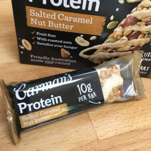 继续往下读——在这里，我来看看这些可爱的迷你花盆，它们是为你的厨房准备的新鲜草本植物。它们值得购买吗?他们容易照顾吗?